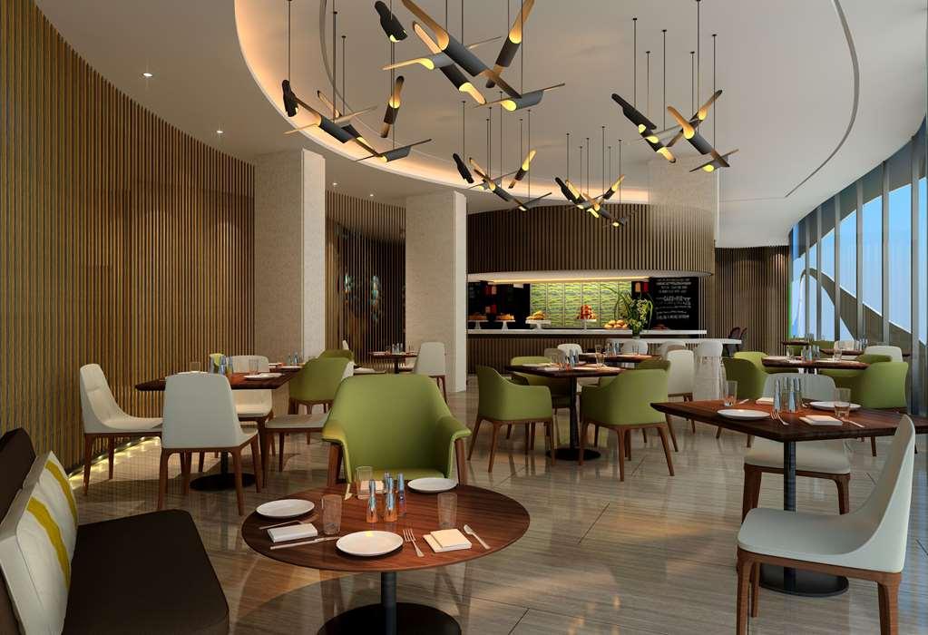 Doubletree By Hilton Ahmedabad Hotel Restaurant photo